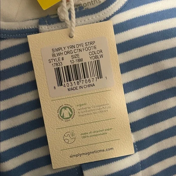 Simply Magnetic Me Footie - Picture 3 of 3